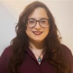 Retrato de Suyai Pecoraro, consultora en seguridad digital, procesos y prompt engineering para emprendedores